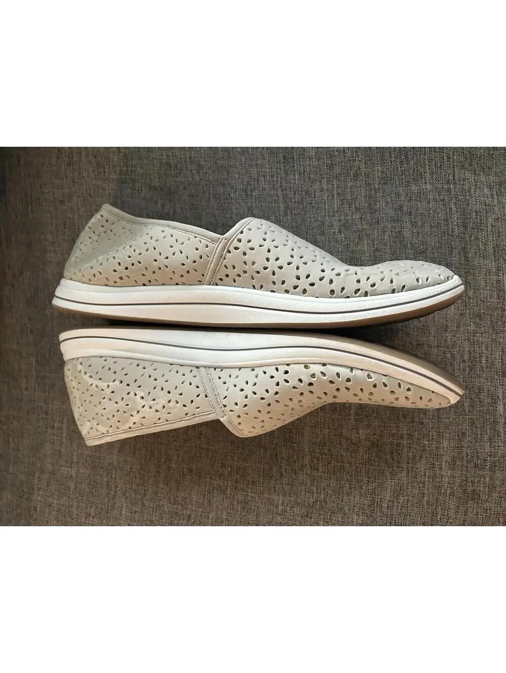 Clarks Cloudsteppers Breeze Emily Womens 10 Taupe Slip On Sneakers